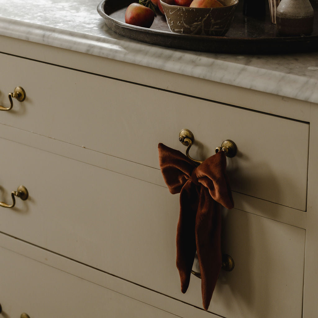 Velvet Caramel Bow