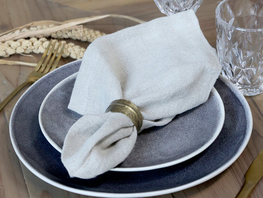 Set of 4 Leaf Detail Brass Napkin Ring