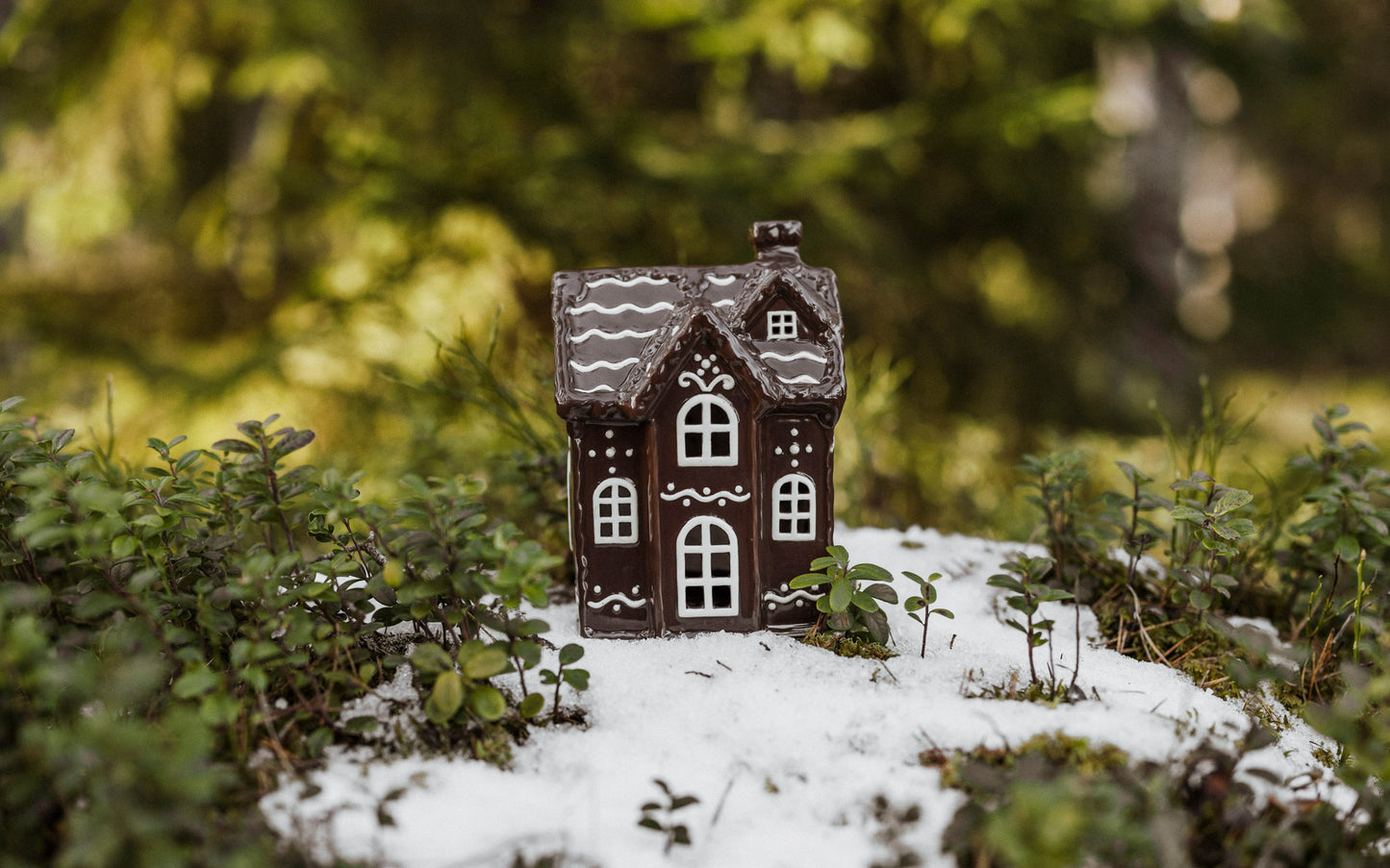 No. 4 Gingerbread Street - Ceramic House