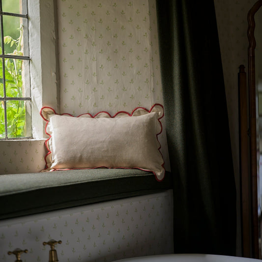 Scallop Cushion – Rust